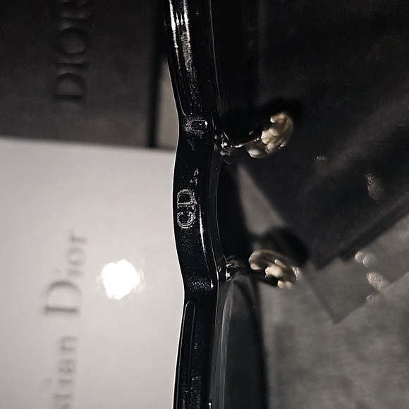 Christian Dior "Blossom" sunglasses.  EuC - Picture 4 of 9